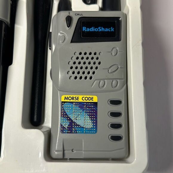 Radio Shack Base Station With 2 Hand Held Walkie Talkies 60-3067 Kids Toy - Picture 5 of 8